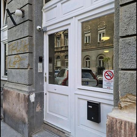 7Dab Josika 4 Contactless Self Check-In Aparthotel Budapest Exterior photo